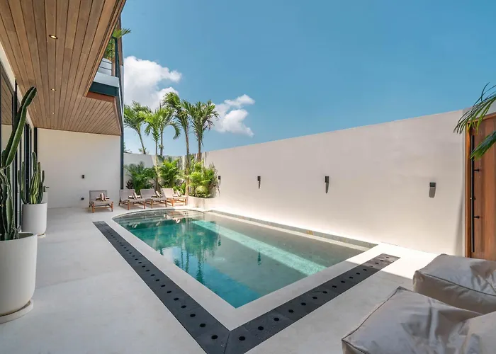 Maverick - Brand New Classy 4br In
