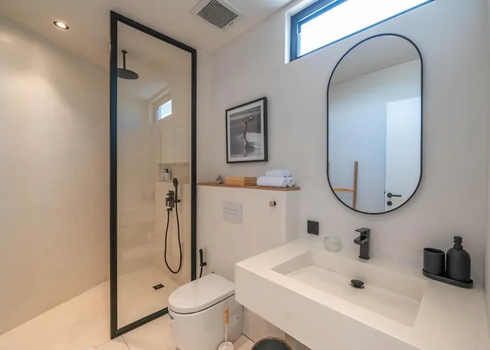 Villa Maverick - Brand New Classy 4br In *