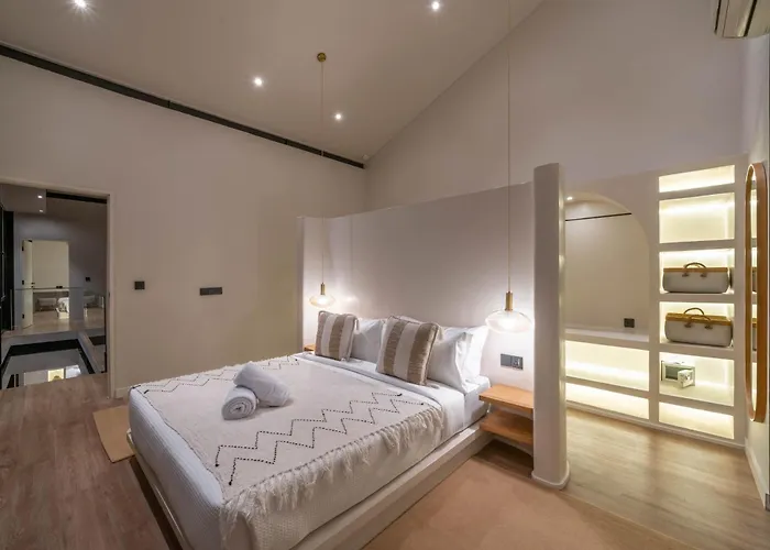 Maverick - Brand New Classy 4br In