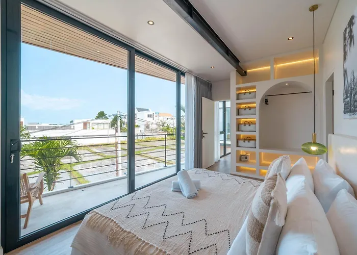 Maverick - Brand New Classy 4br In