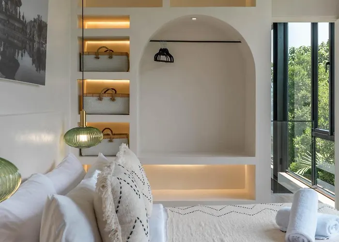 Maverick - Brand New Classy 4br In * Canggu