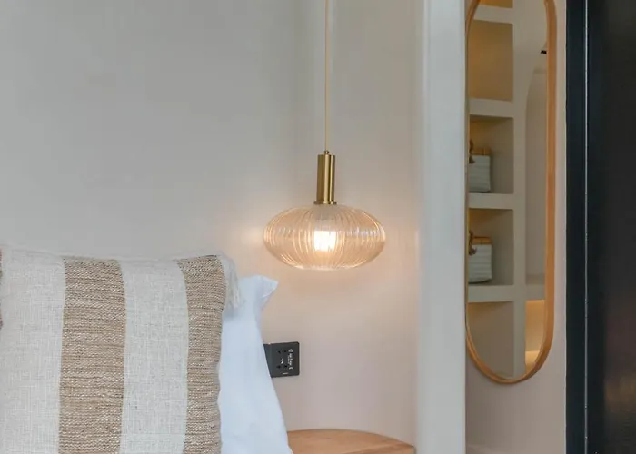 Villa Maverick - Brand New Classy 4br In Canggu