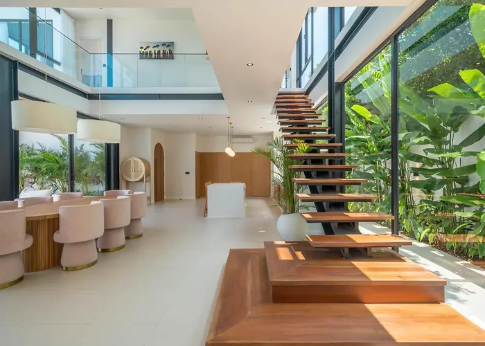 Villa Maverick - Brand New Classy 4br In