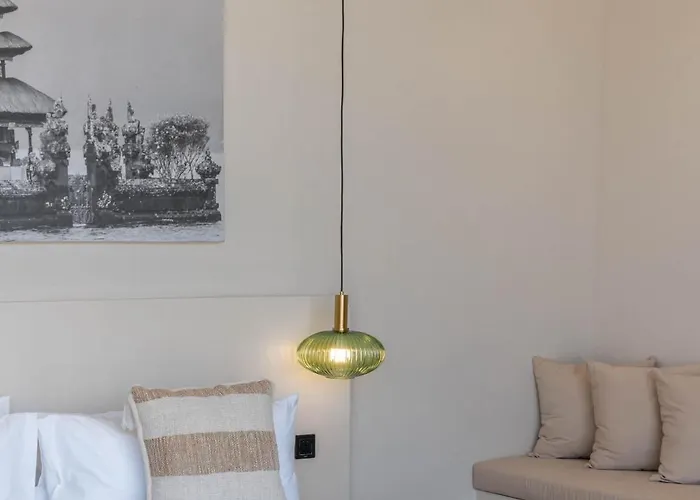 Maverick - Brand New Classy 4br In * Canggu