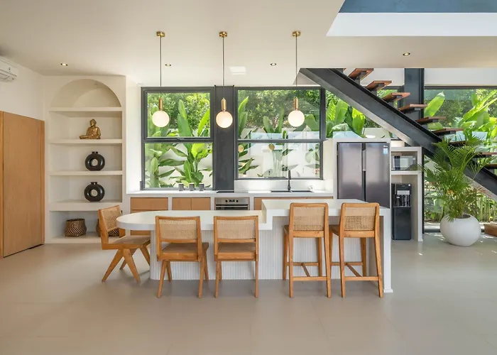 Villa Maverick - Brand New Classy 4br In *
