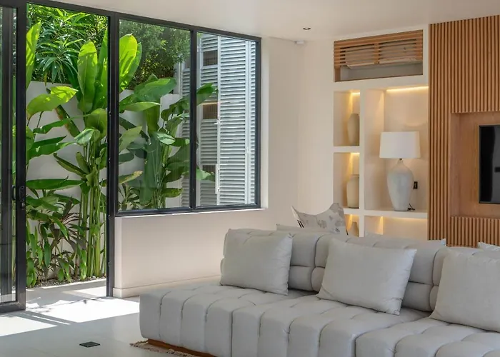 Maverick - Brand New Classy 4br In Villa